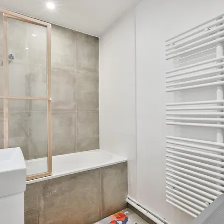 Hidden Gem In The Heart Of Paris' 11th District アパート *